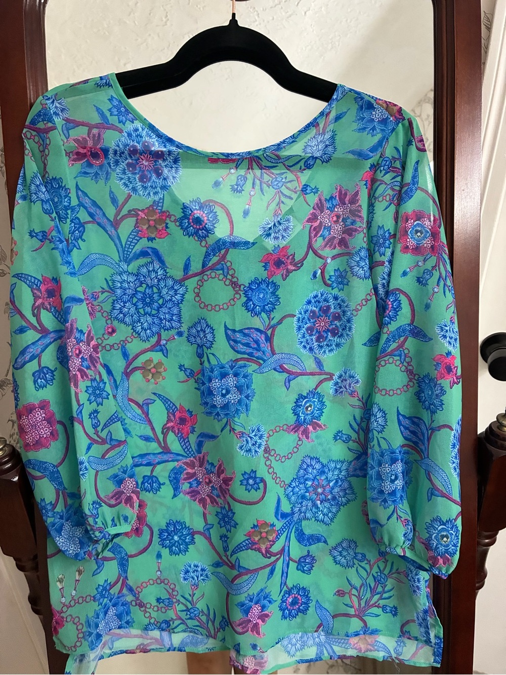 New York & Company Mint Floral Scoop Neck Top with Blue & Pink Accents